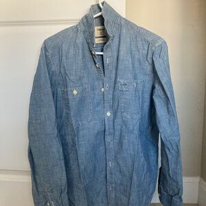 GAP Chambray Shirt -Small